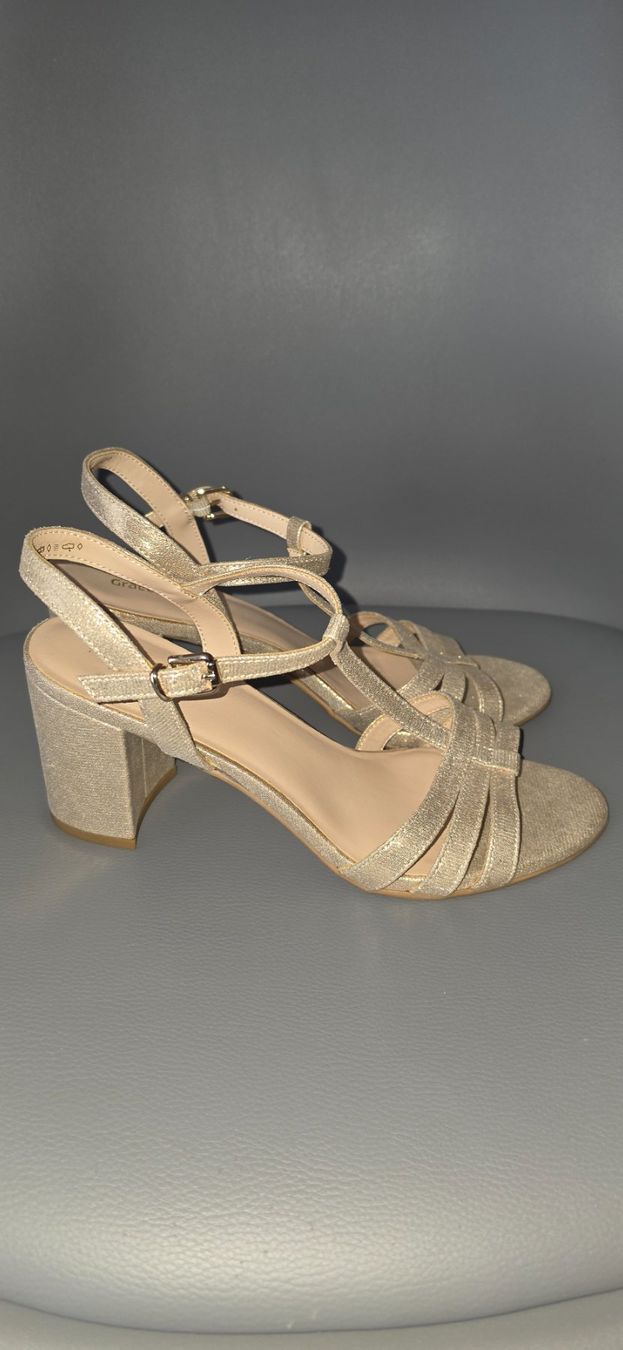 Scarpe da donna: Sandaletten – Nuovo (secondo la descrizione) da Neuenkirch venduto da Lnpd 2