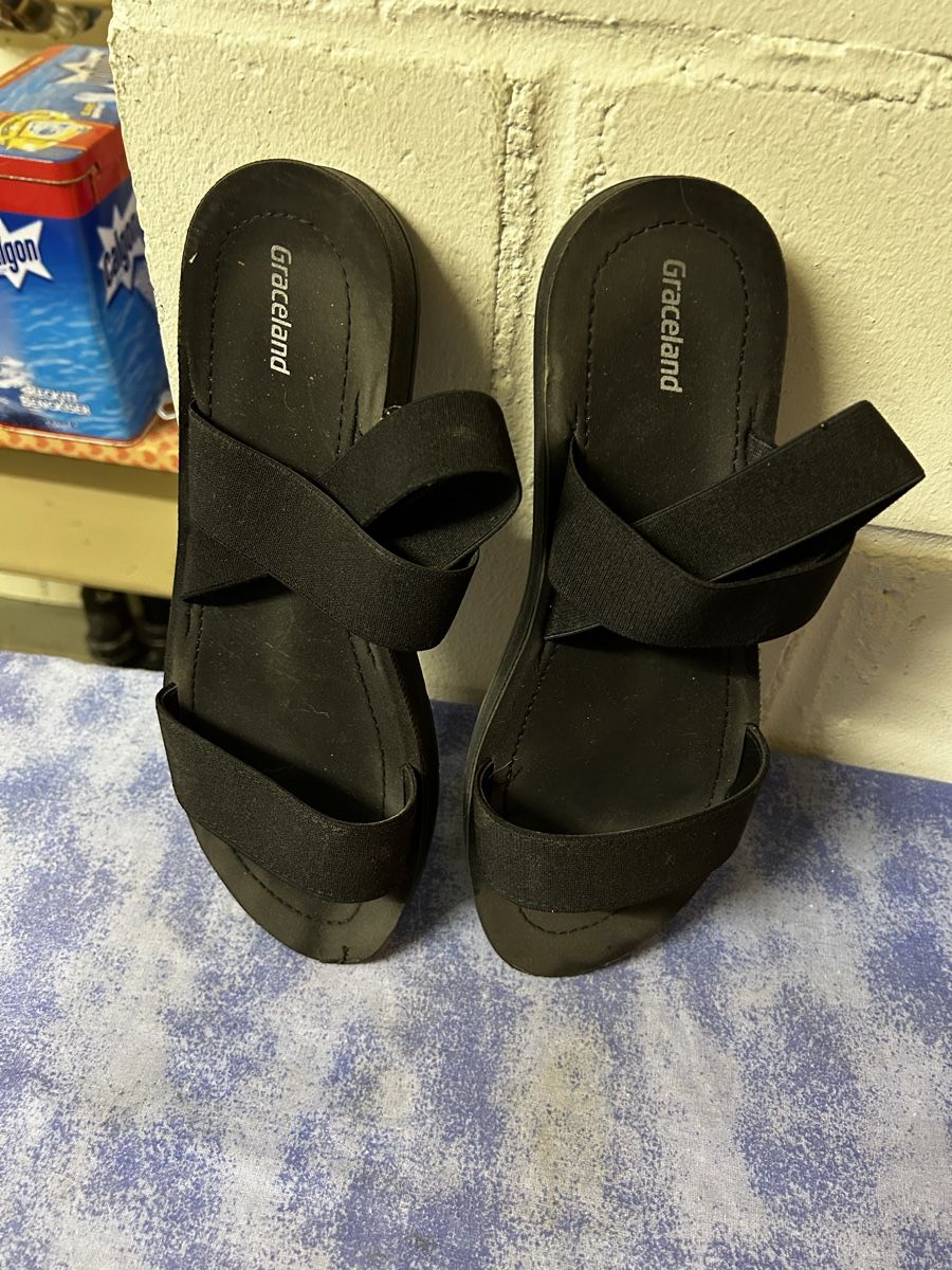 Graceland Scarpe da donna: Schwarze Graceland Sandalen mit Gummiband, Grösse 41 – Usato da Safenwil venduto da 551renate 1