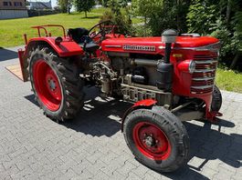 Hürlimann D 100 S mit Brücke, Trittbrett und Wagen