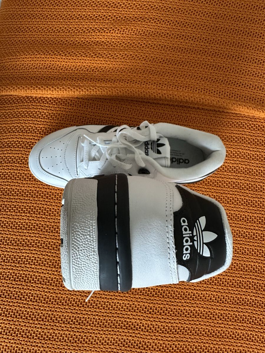 Adidas Chaussures hommes: Adidas Schuhe – Neuf (Voir description) à Gundetswil par petriheilremimartin 3