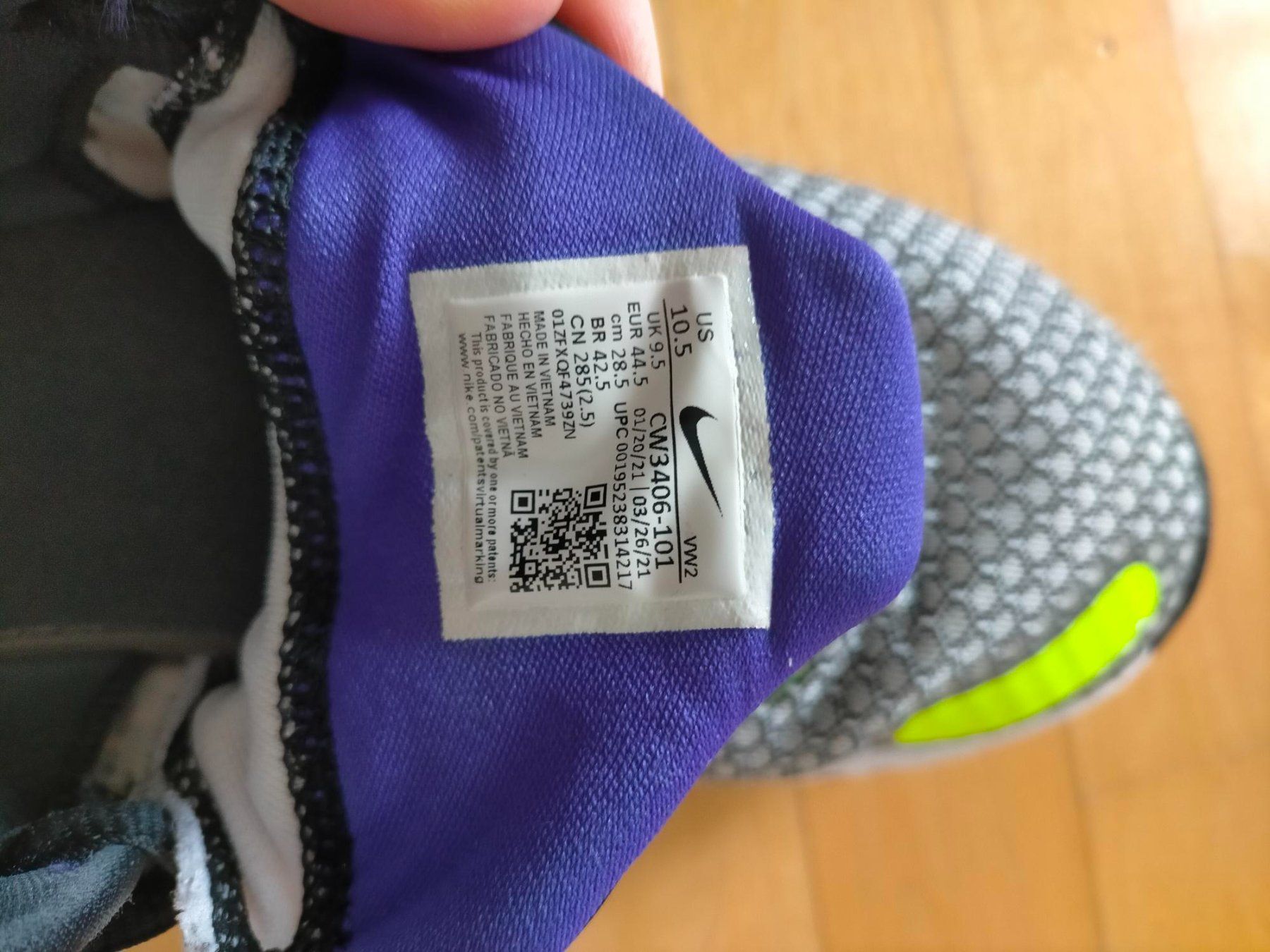 Nike Herrenschuhe: NIKE Basketballschuhe Größe 44.5 – Gebraucht aus Zürich von nachoazofra 2