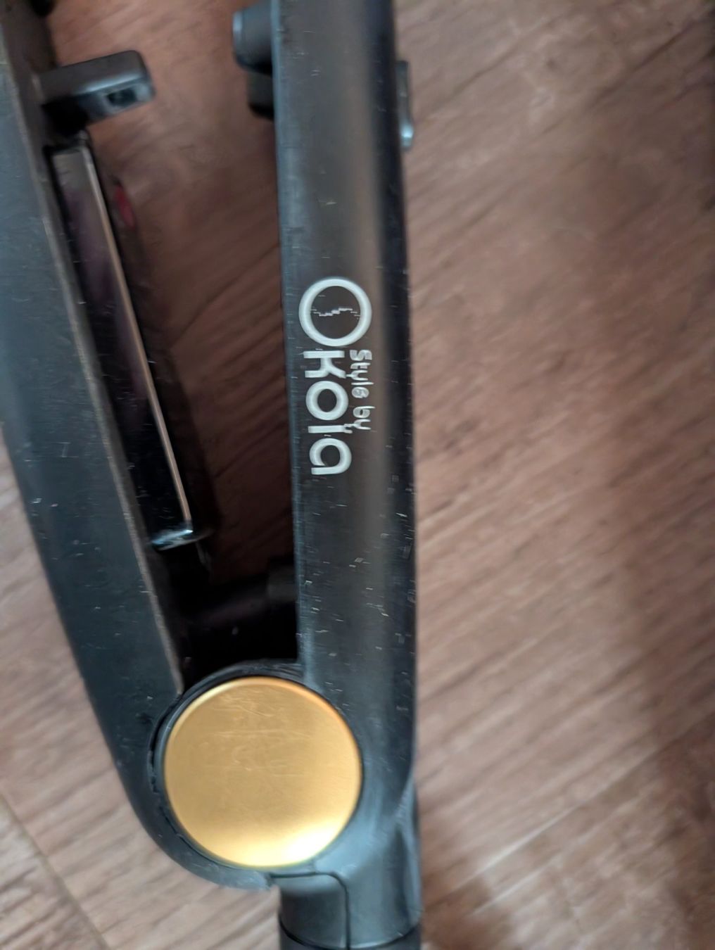 Piastre & Arricciacapelli: hair straightener – Usato da Zermatt venduto da msz_nb9h