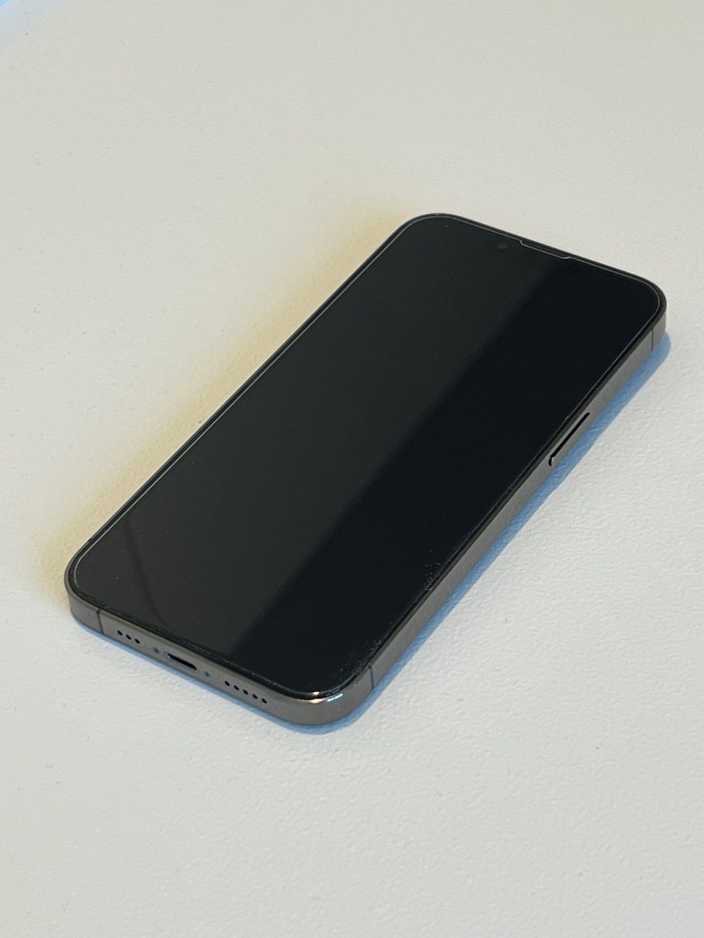 Apple Handys / Smartphones: iPhone 13 Pro 128 GB Graphit - Akku 83%, mit Hülle – Gebraucht aus Zürich von Kollege7 1