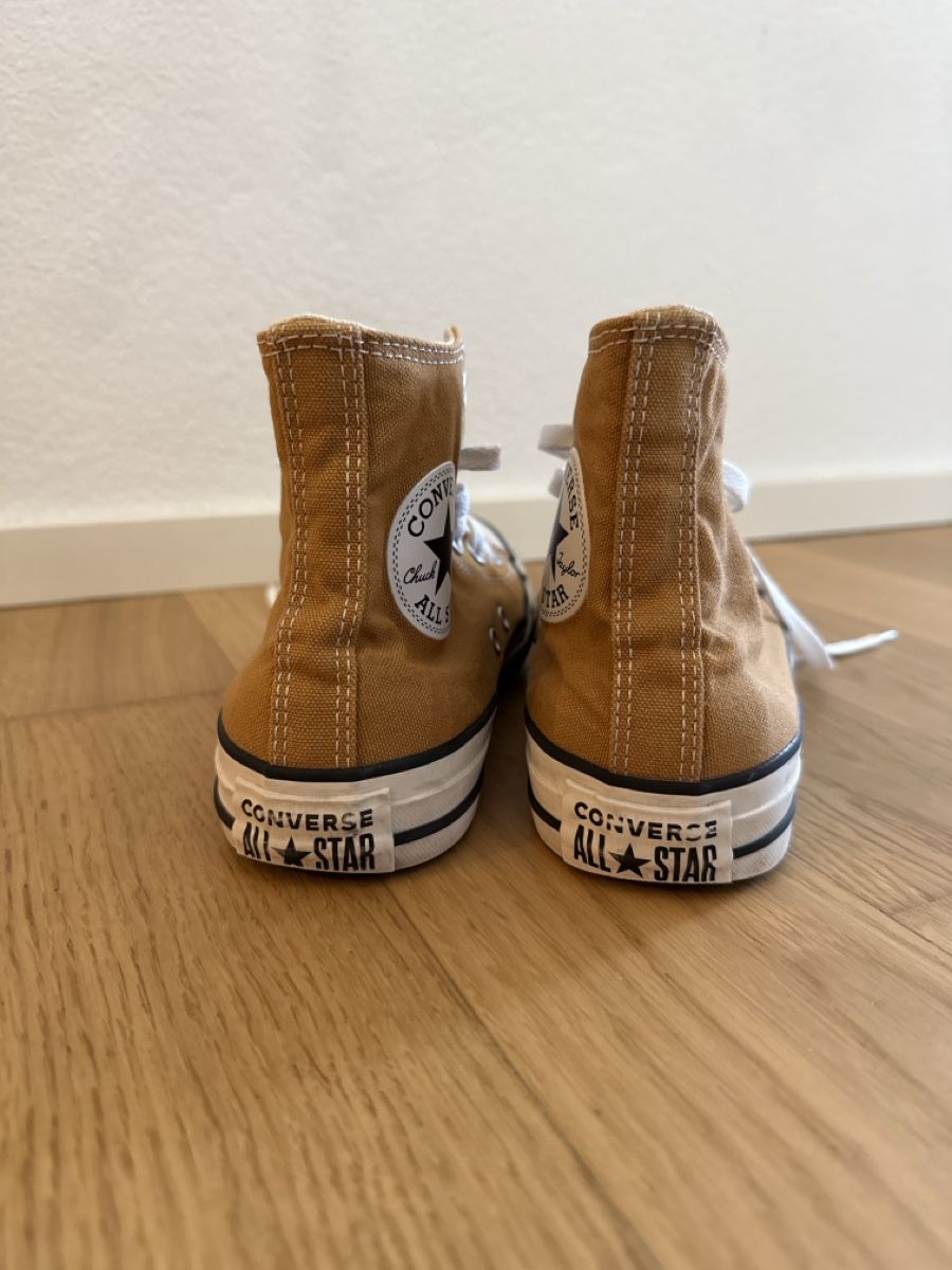Converse Scarpe da uomo: Converse All Stars – Usato da Zürich venduto da _ade_ 1