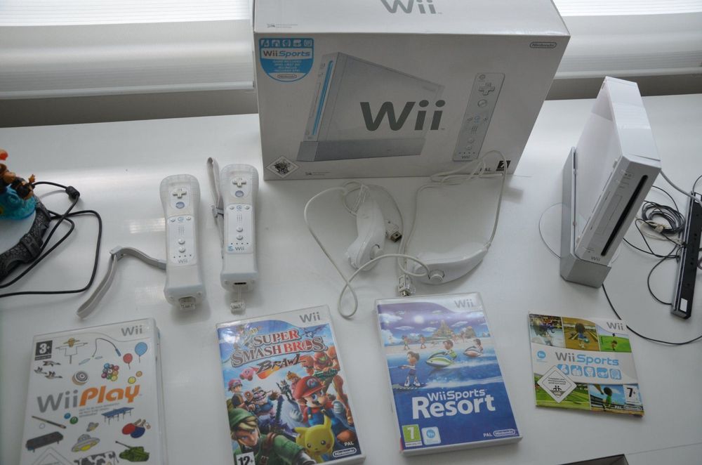 Wii Konsole komplett mit 5 Spielen Kaufen auf Ricardo