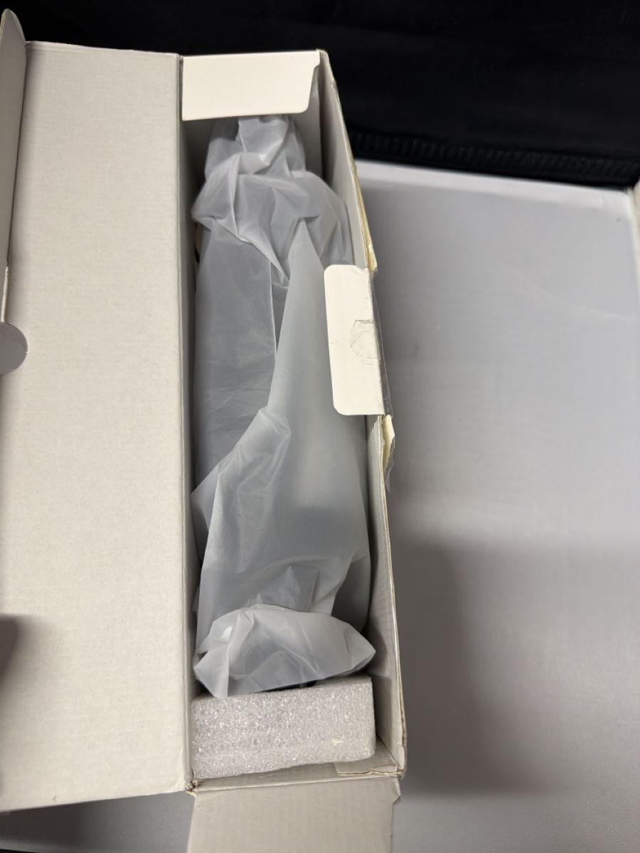 Luftreiniger: Monitor Bildschirm Ventilator neu in Originalverpackung – Neu (gemäss Beschreibung) aus Wauwil von chiraluna 1