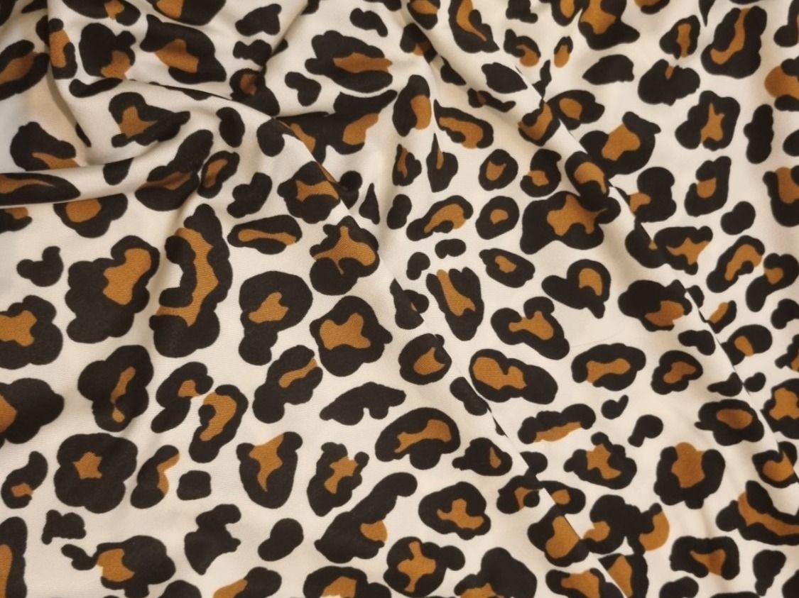 Tessuti: Stoff Jersey, Viscose 150 x 155 cm – Nuovo e nell'imballaggio originale da geroldswil venduto da Gumball1 1