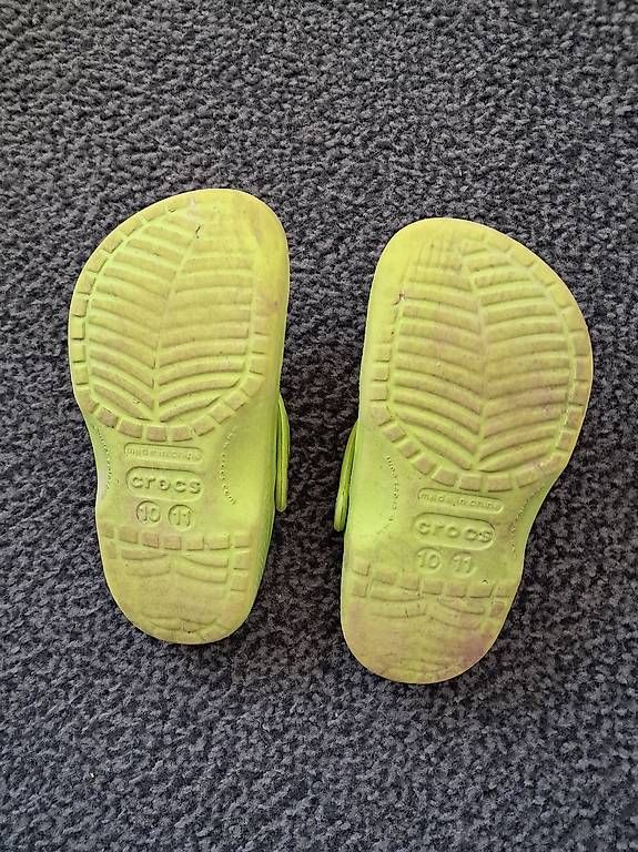 Scarpe per ragazzi: Crocs Kinder 10/11 – Usato da Heimberg venduto da bickelm 1