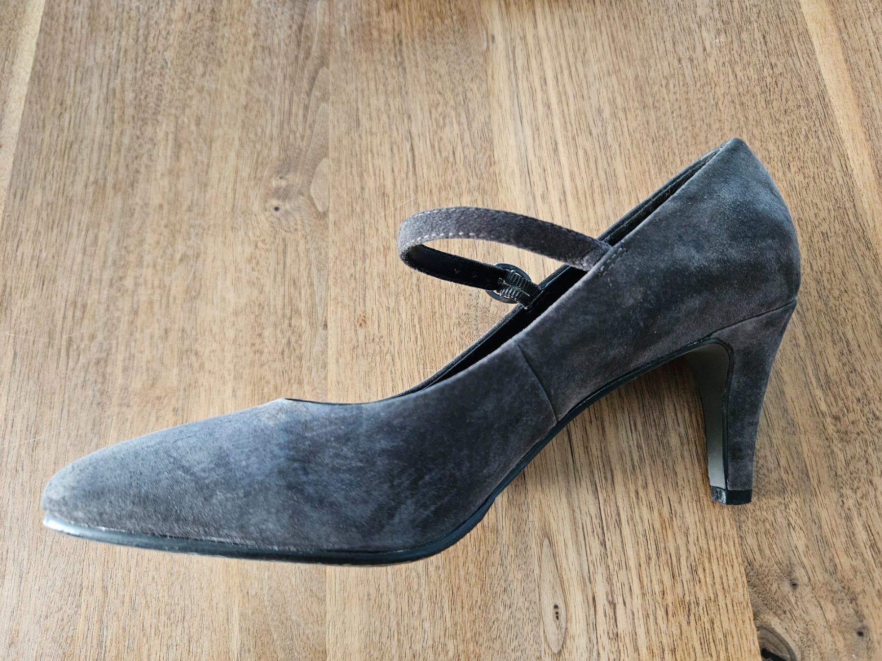 Roberto Santi Scarpe da donna: Pumps – Usato da Niederbipp venduto da Sira2003 1