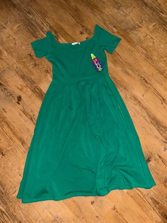 Grünes Kleid Mint & Berry S - neuwertig