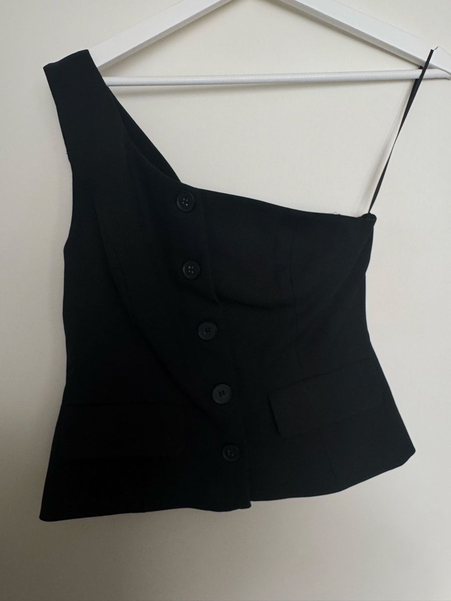 Zara Top: Top asimmetrico – Nuovo (secondo la descrizione) da Minusio venduto da Betbee15 1