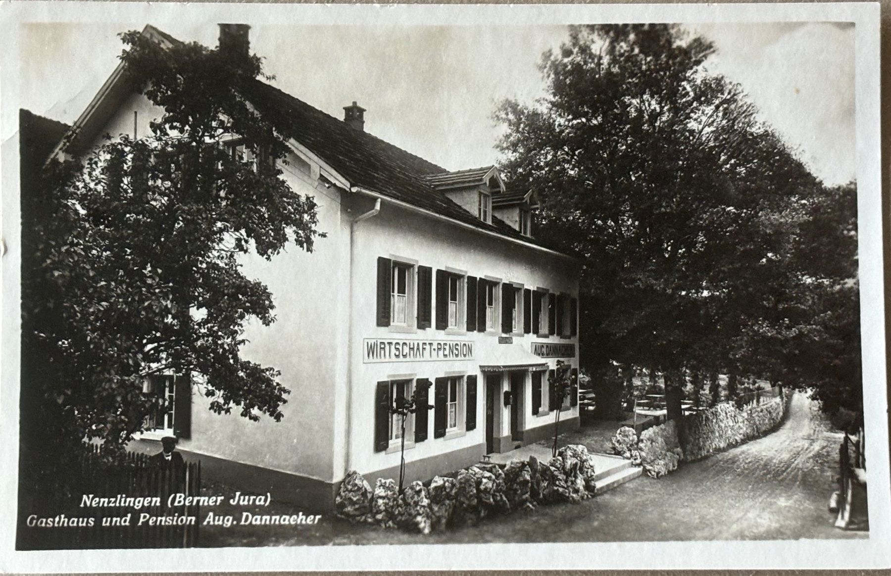 Cartoline postali: Nenzlingen, Wirtschaft, Feldpost – Usato da Frauenfeld venduto da Merk52
