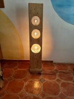Lampe  aus 400 Jahre altem Altholz , steuerbar LED Licht