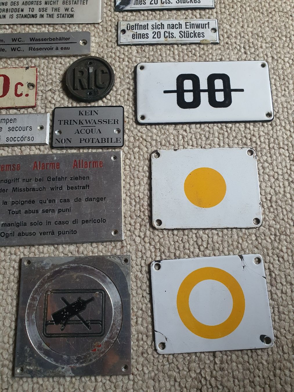 Insegne: Lot de plaques chemin de fer  – Usato da Lavey-Village venduto da Lofoten93 3