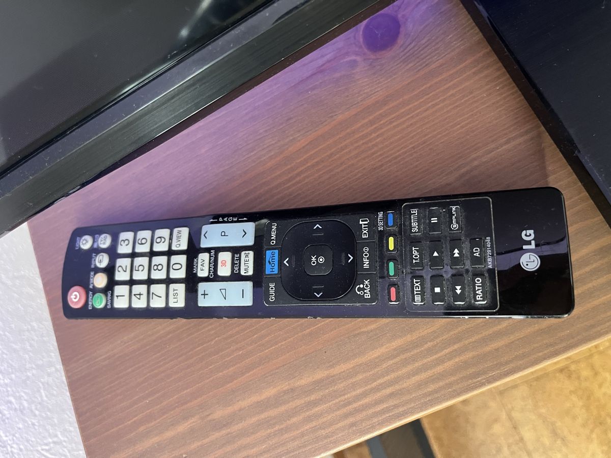 Televisori: LG Fernseher – Usato da Einsiedeln venduto da sandramon 1