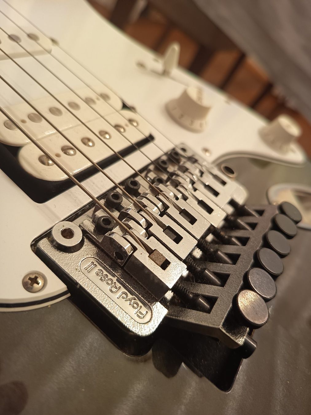 Fender Musikinstrumente: Fender Stratocaster – Neu (gemäss Beschreibung) aus Zollikerberg von sgarbi1903 4