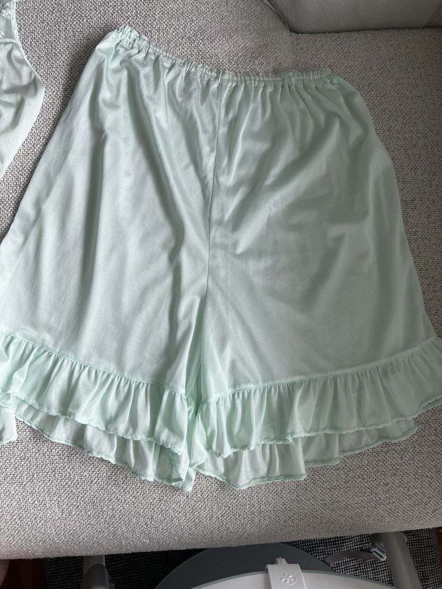 Negligees & Pyjamas: Japanese pajama set size M – Gebraucht aus Zürich von dor_9l9g 3