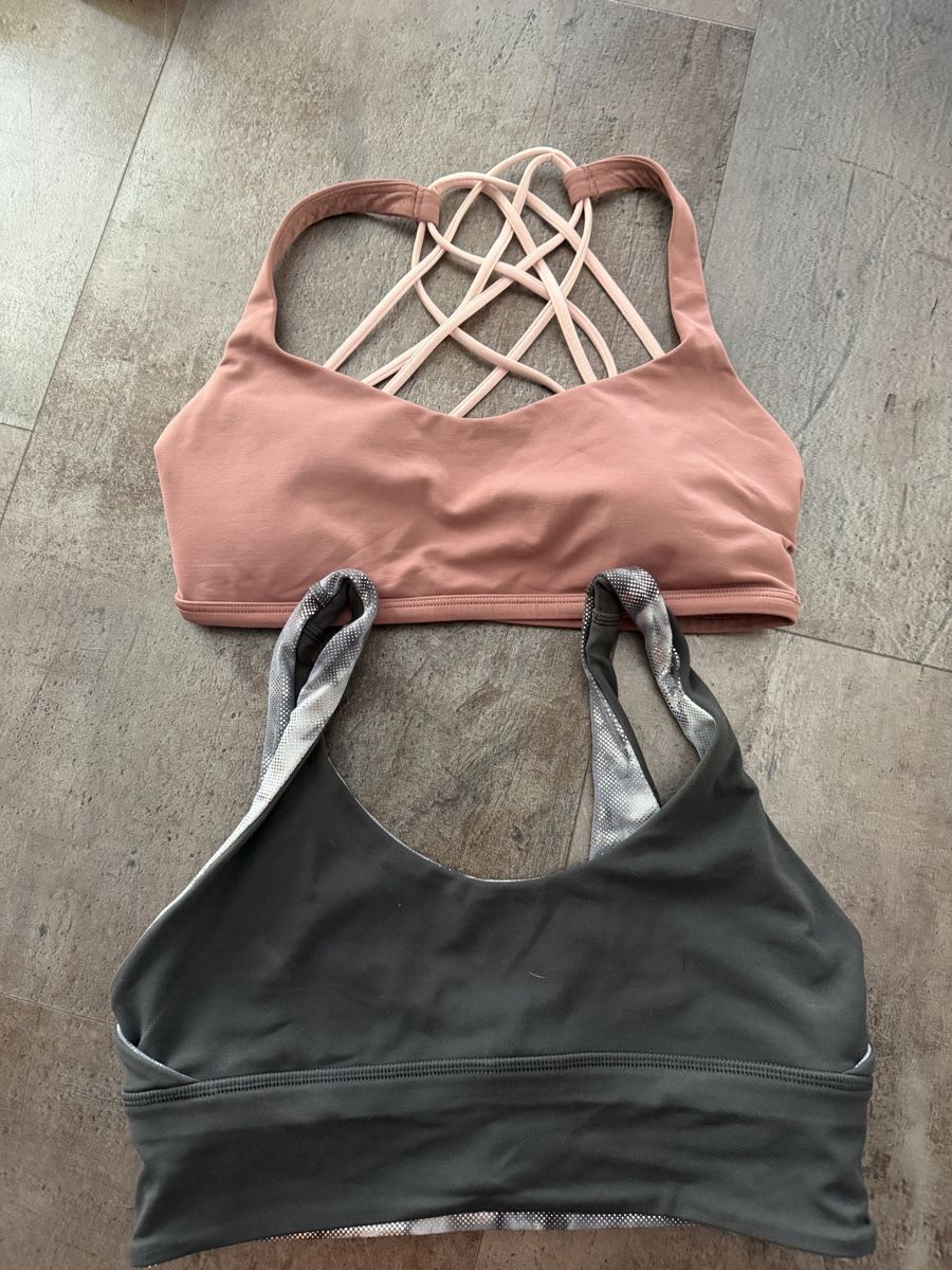 Lululemon Tops: 2 Lululemon Tops  – Gebraucht aus Neerach von the_modern_mini