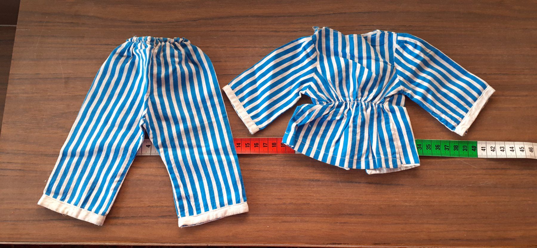 Bambole: Puppenkleidung Set 1950er – Usato da Mörschwil venduto da lindaswunderkiste 1