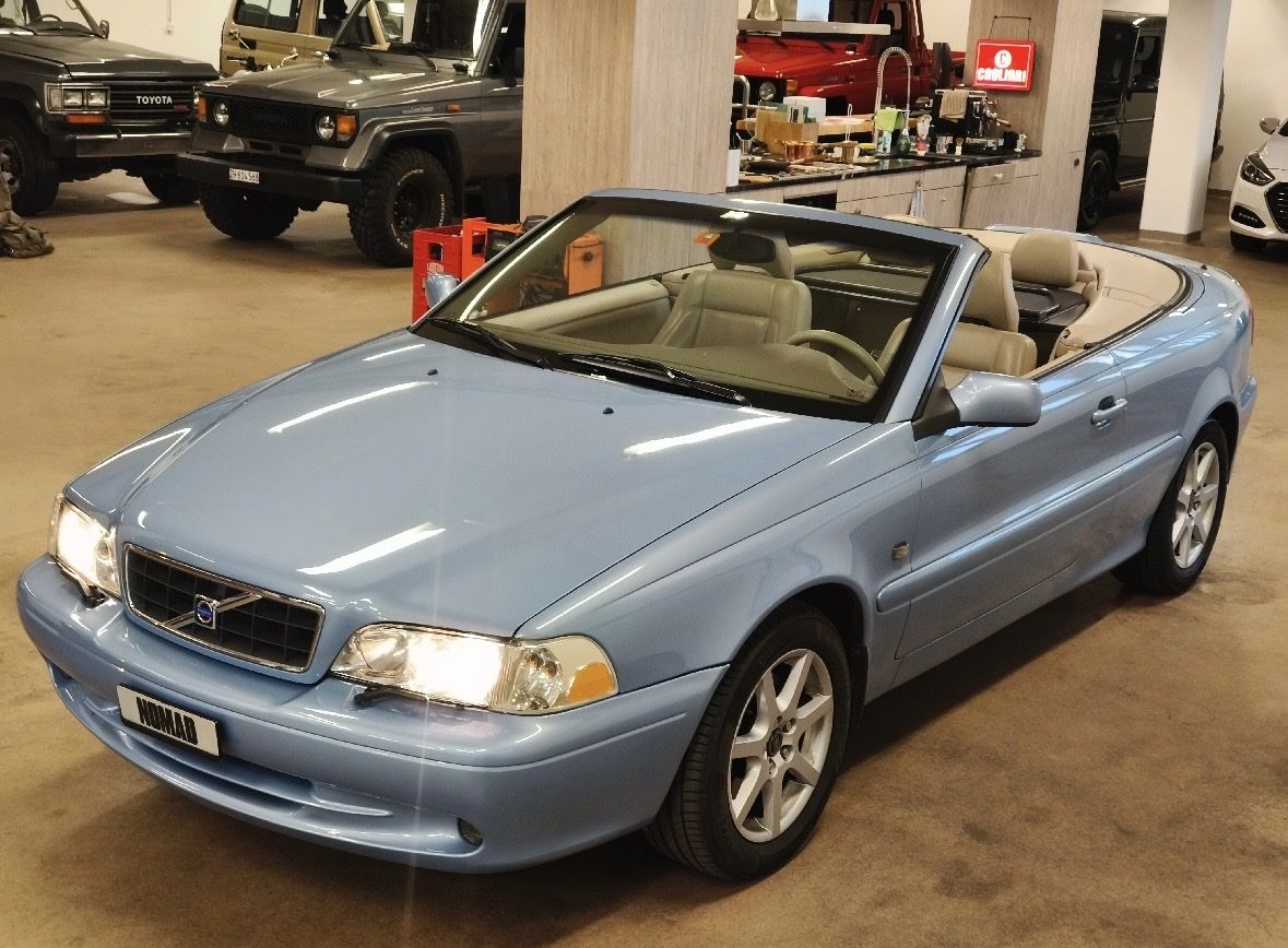Volvo Automobili: Volvo C70 2.0T Cabriolet – Usato da Uster venduto da baa_gmr2 6