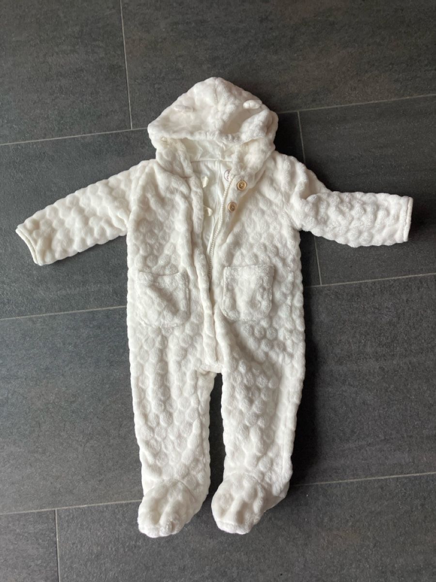 Pagliaccetti: Warm onsie – Usato da Aesch ZH venduto da Giovonnied