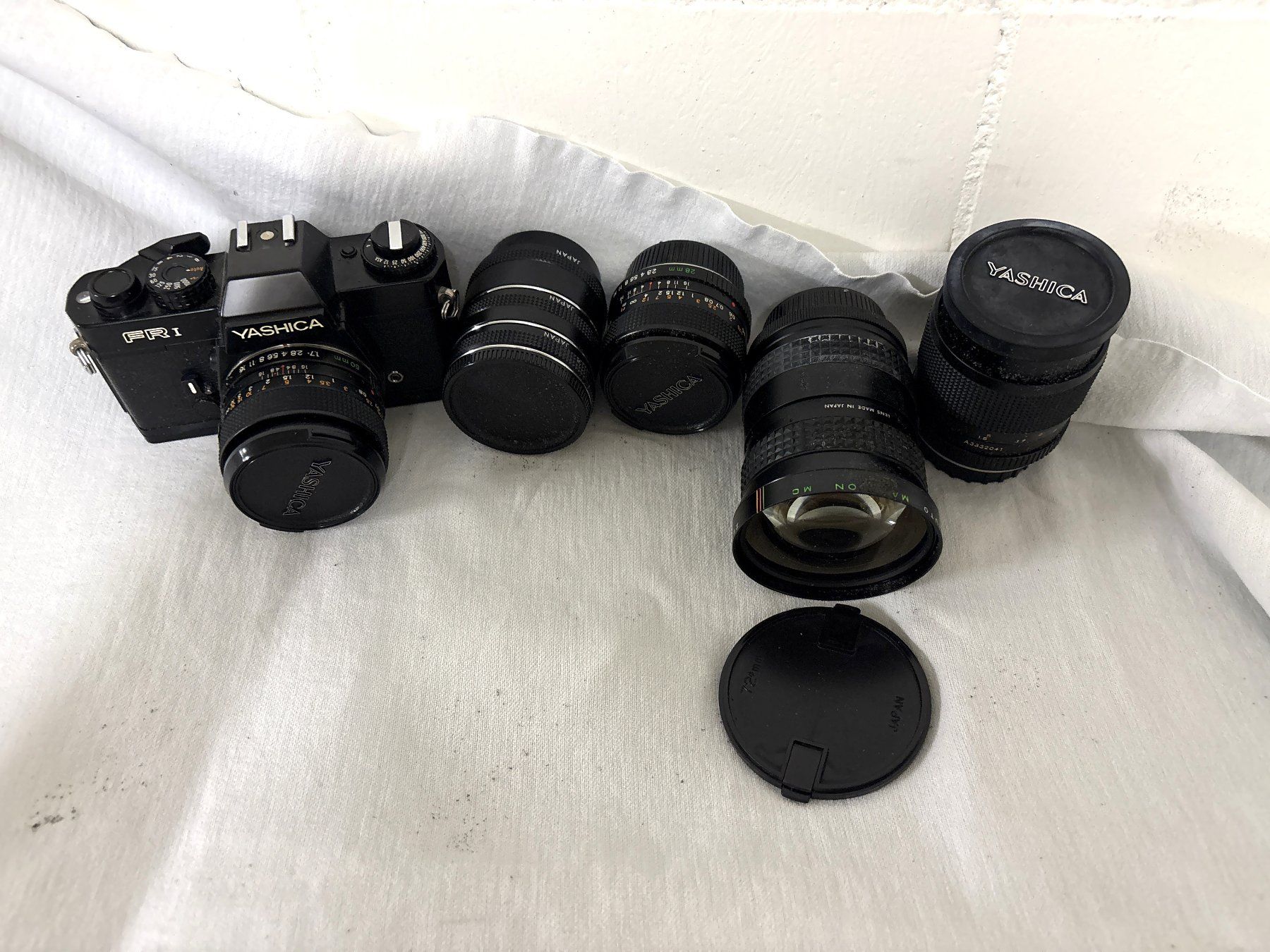 Fotocamera: Fotokamera Markio Yashica mit Objektiven – Usato da Glattbrugg venduto da Ariel012 4