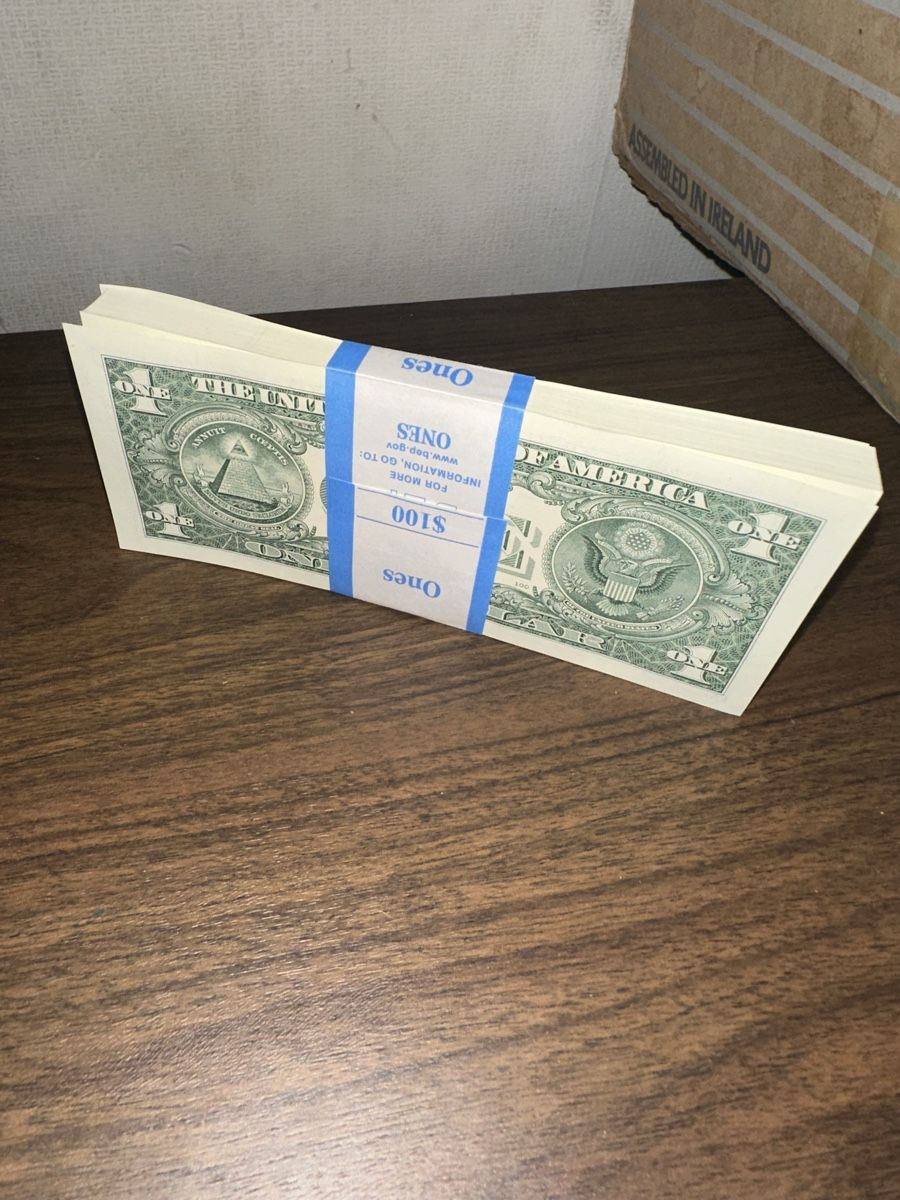 Banknoten: 100$ en billet de 1$ – Neu und originalverpackt aus Onex von rya_5brm 2