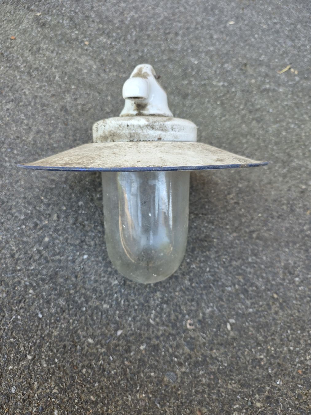 Lampade: Stalllampe Antik emaile Lampe – Usato da Dorf venduto da Echo_Elements 1
