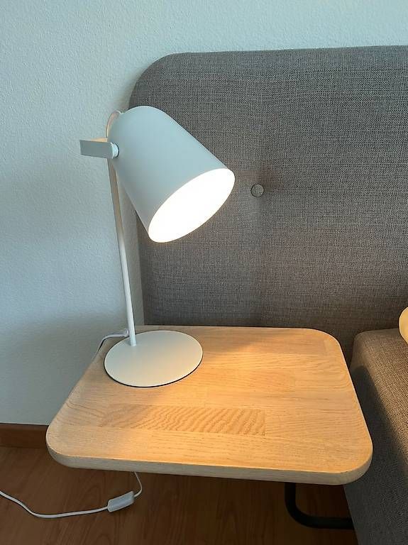 Lampade: 2x Nachttischlampen (neu) – Usato da Basel venduto da Bjo92