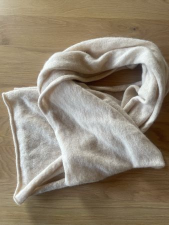 Juste Cashmere Schal Neuwertig