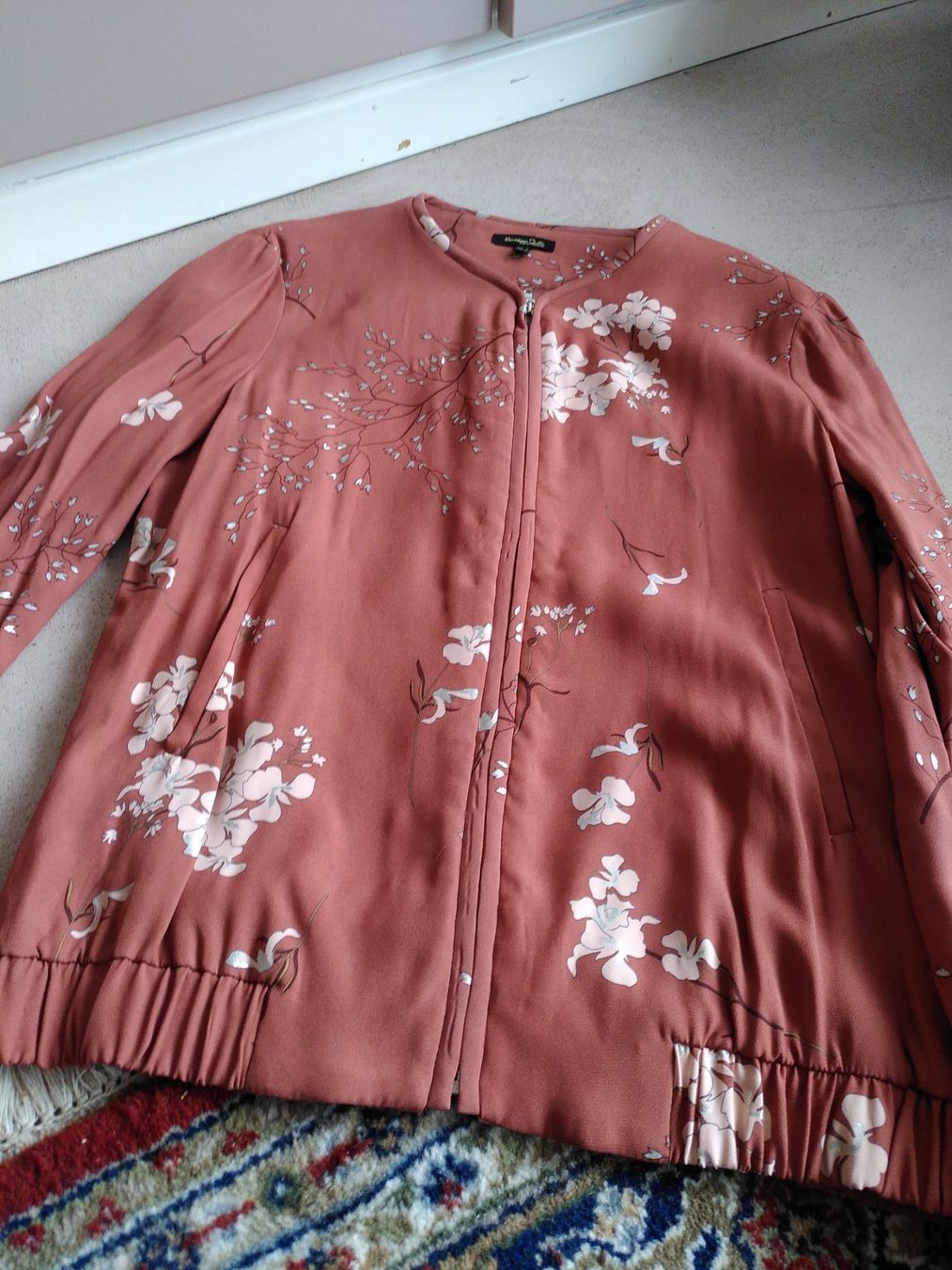 Massimo Dutti Giacche: MASSIMO DUTTI jacket 🧥 – Nuovo (secondo la descrizione) da Blonay venduto da lch_tl26 1