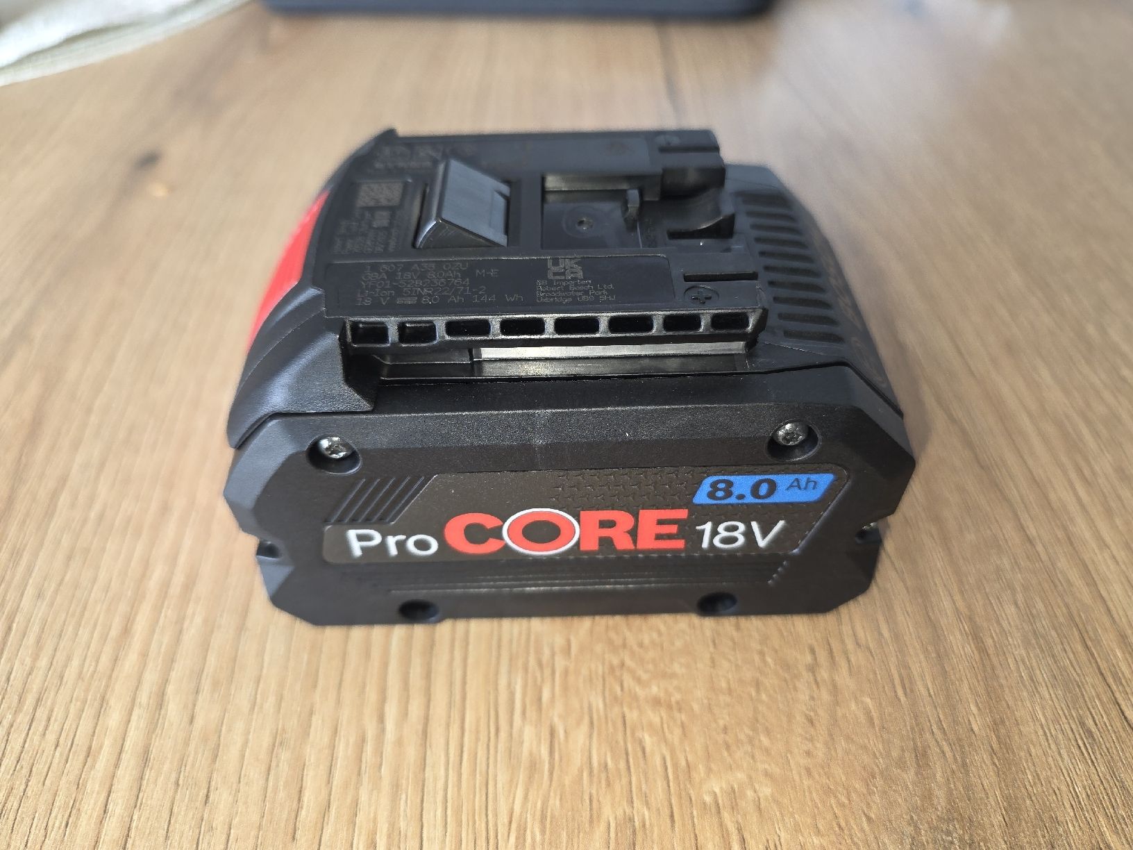 Bosch Caricatori & Batterie: Batterie Bosch ProCORE 18V 8.0Ah – Nuovo (secondo la descrizione) da Kreuzlingen venduto da Dirija1