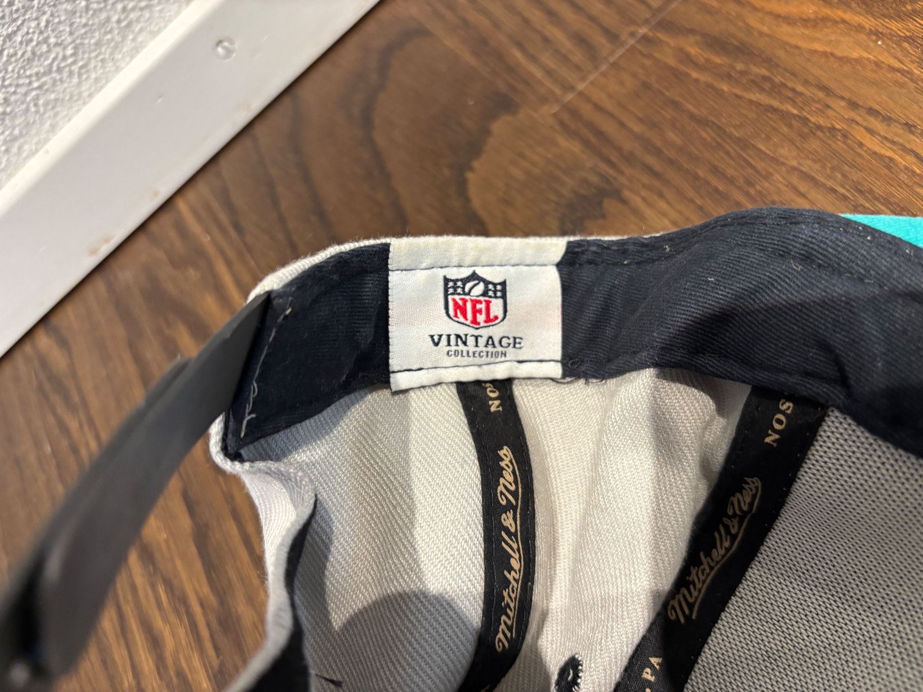 Copricapi, berretti & cappellini: New Era Las Vegas Raiders Cap – Usato da Seuzach venduto da SawyerKingwood 1