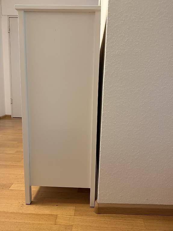 Ikea Kommoden: Weisse Holzkomode im besten Zustand – Gebraucht aus Riehen von pau_vl6b 1