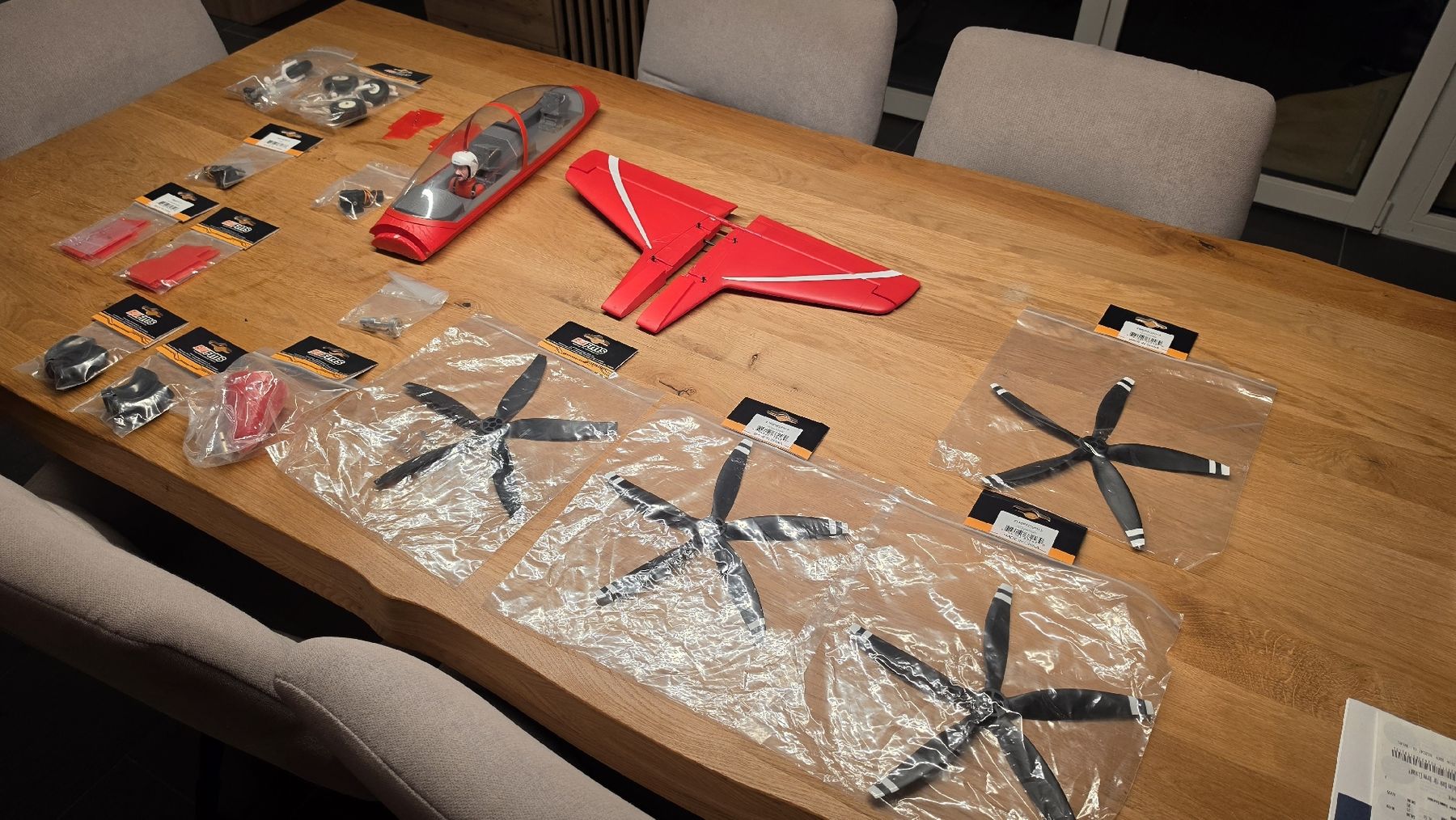 FMS Modellismo RC: FMS Pilatus PC21 Ersatzteile – Nuovo (secondo la descrizione) da Langenthal venduto da faebu123
