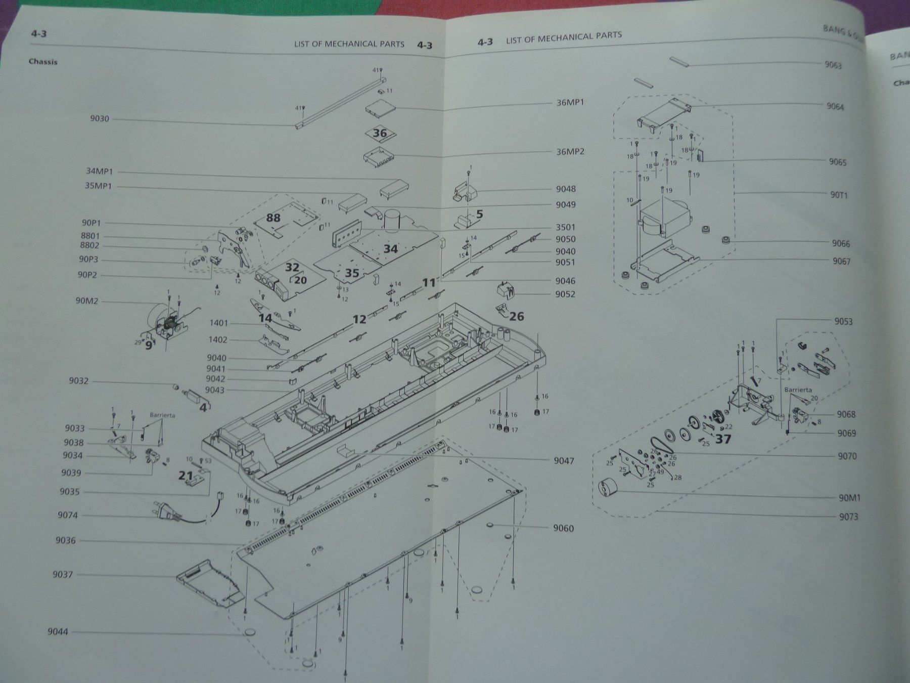 Bang & Olufsen Radio: BeoSound 9000 Service Manual – Usato da Affoltern am Albis venduto da Sennrtv 2