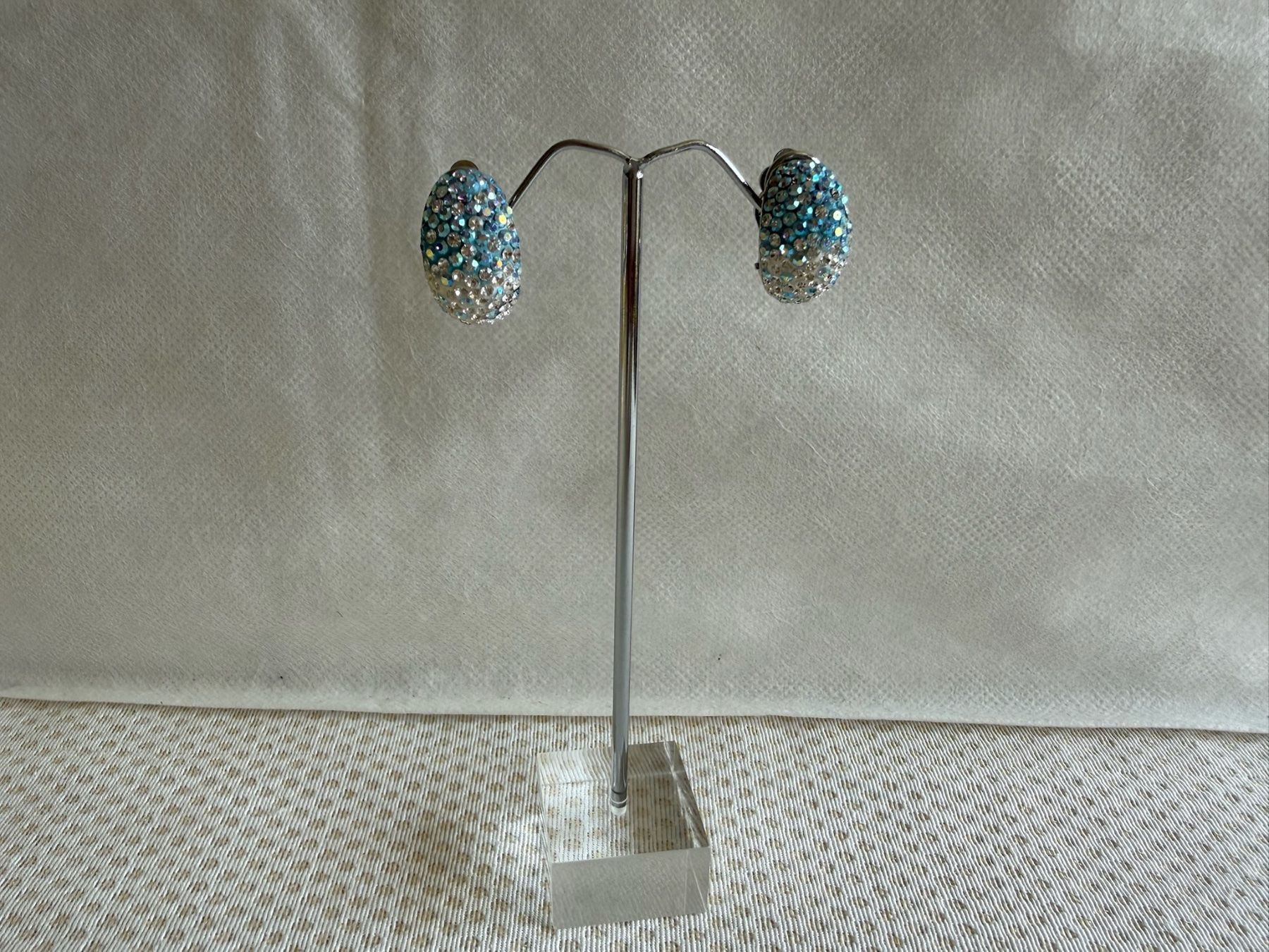 Boucles d'oreille: Boucles d'oreille – D'occasion à Sion par accroshoes 1