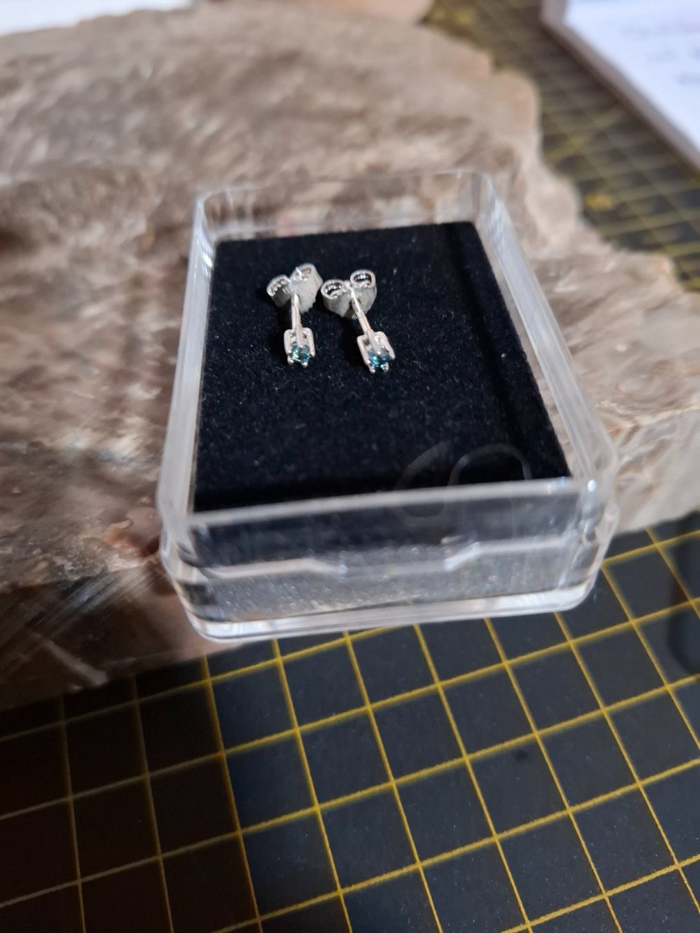 Ohrringe & -stecker: Ohrstecker 800 Silber – Gebraucht aus Zwieselberg von Halifaxmendusli