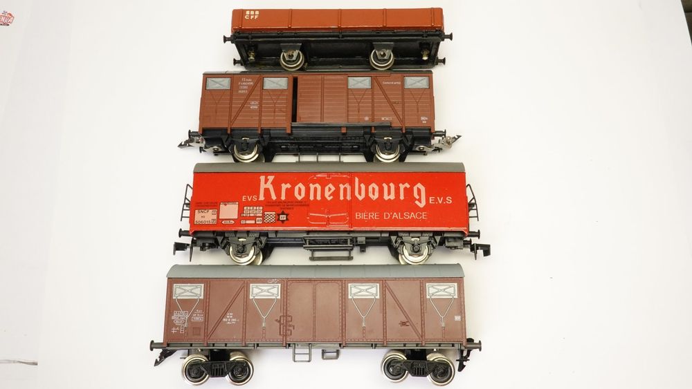 e52 Spur 0 Konvolut vier Güterwagen | Bastelware 2) (Gebraucht) in Thun ...