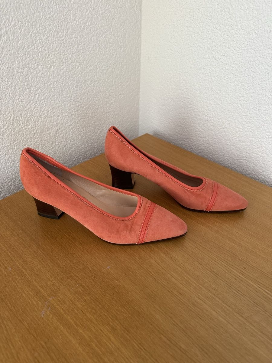 Loewe Scarpe da donna: Loewe High Heels Pumps gr. 38 – Usato da Morbio Superiore venduto da mic_8qcl