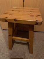  Rustikaler  Hocker - Ideal zur Umgestaltung! 