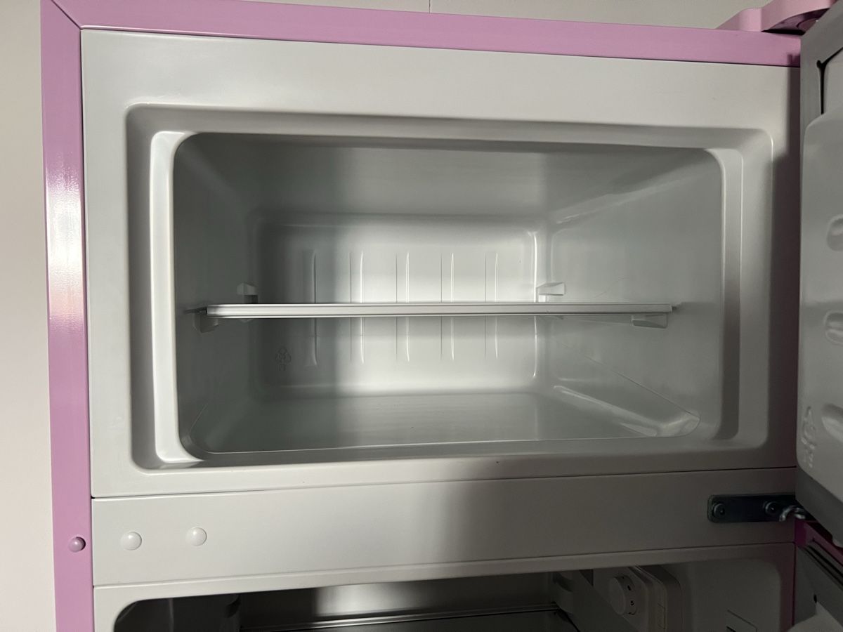 Frigoriferi: Kühlschrank mit TK-Fach pink – Usato da Birmensdorf ZH venduto da Silv1 5