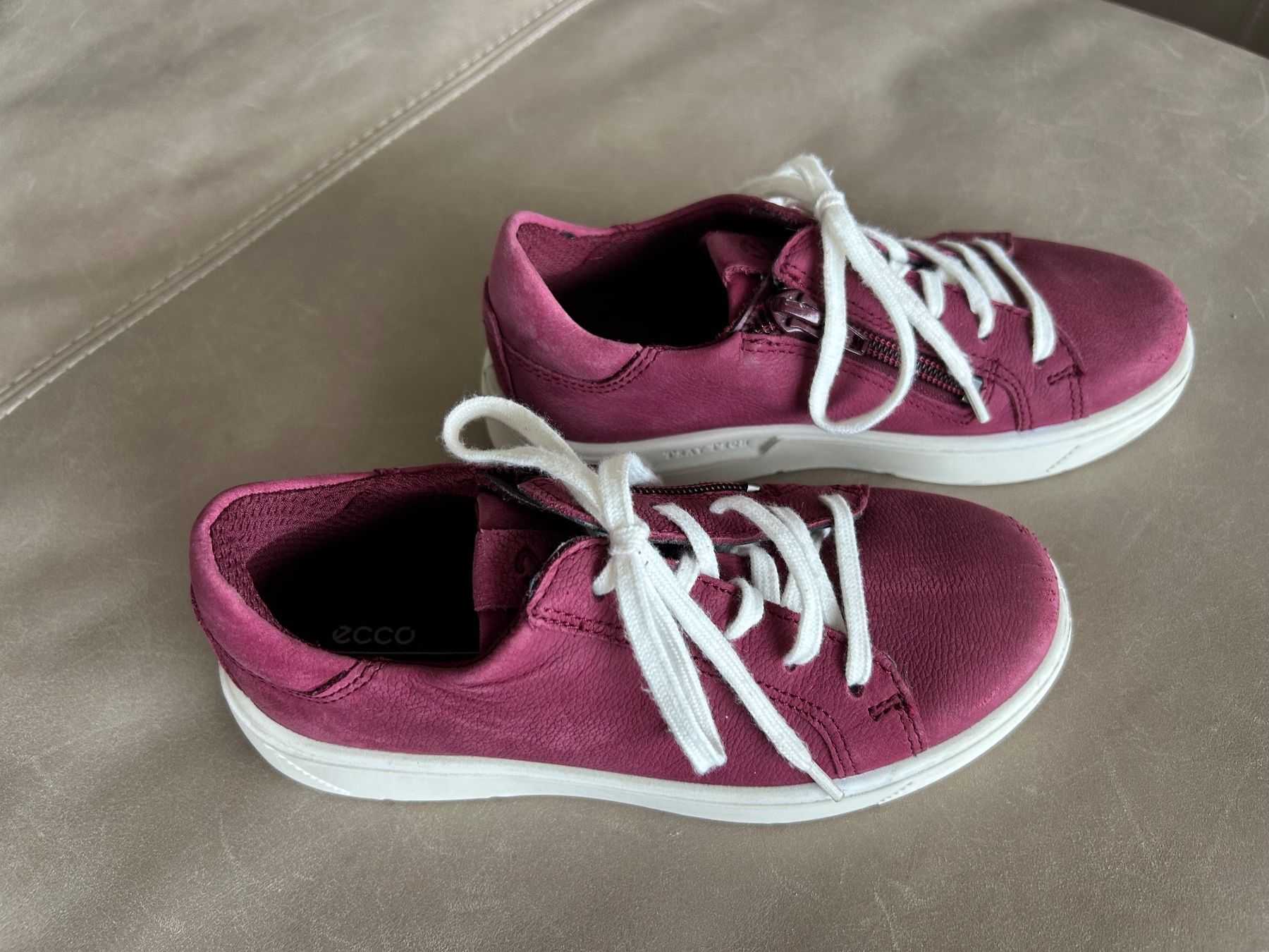 Ecco Scarpe per ragazzi: Ecco Sneaker, Top Zustand, Gr. 29 – Usato da Wädenswil venduto da LS777 2
