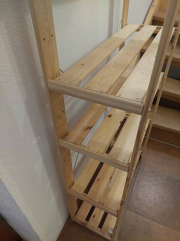 Scaffali: Schönes stabiles Holzregal – Usato da Kirchlindach venduto da dor_qj8q 1
