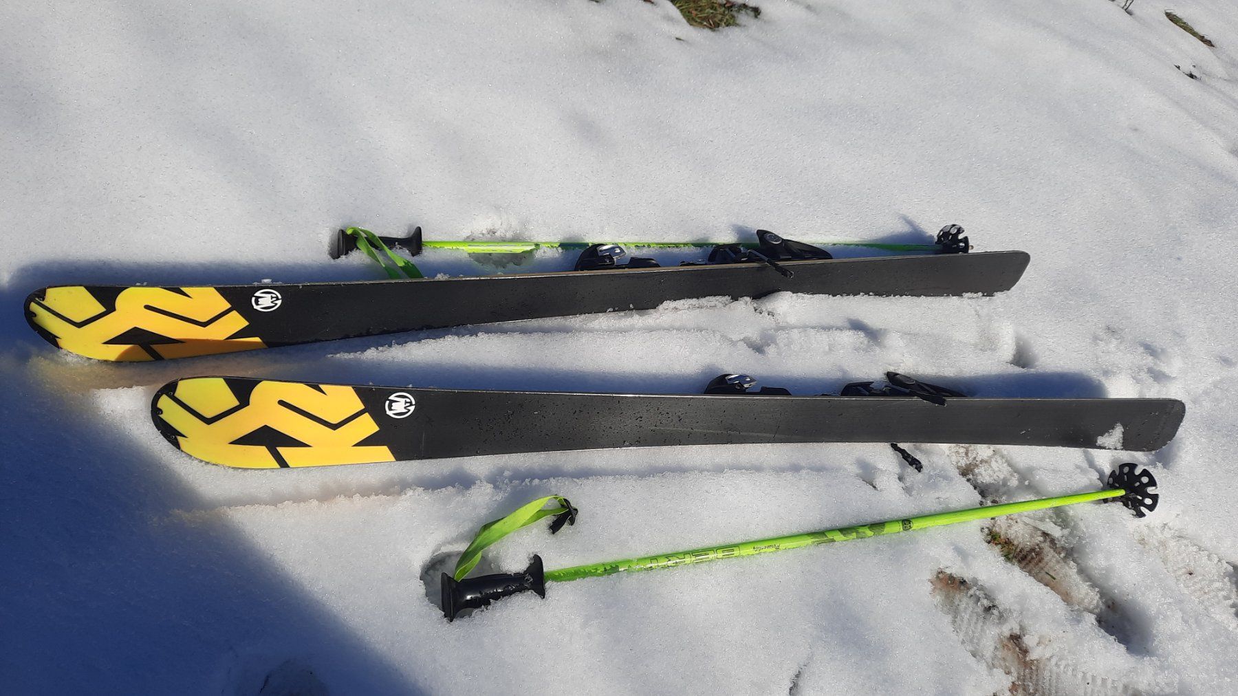 K2 Sci: Ski K2 carving, inkl. Bindung, 165cm – Usato da Herrliberg venduto da AlexandraBopp 3