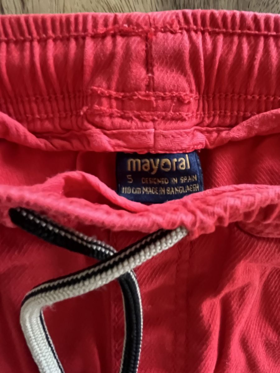 Mayoral Pantaloni: Mayoral Shorts Gr.5 – Usato da Embrach venduto da mabrielle 1