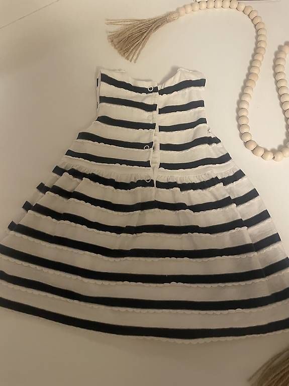 Tommy Hilfiger Vestiti & Gonne: Tommy Hilfiger Baby Mädchen Kleid 68 – Usato da Küssnacht am Rigi venduto da car_9p8w 4