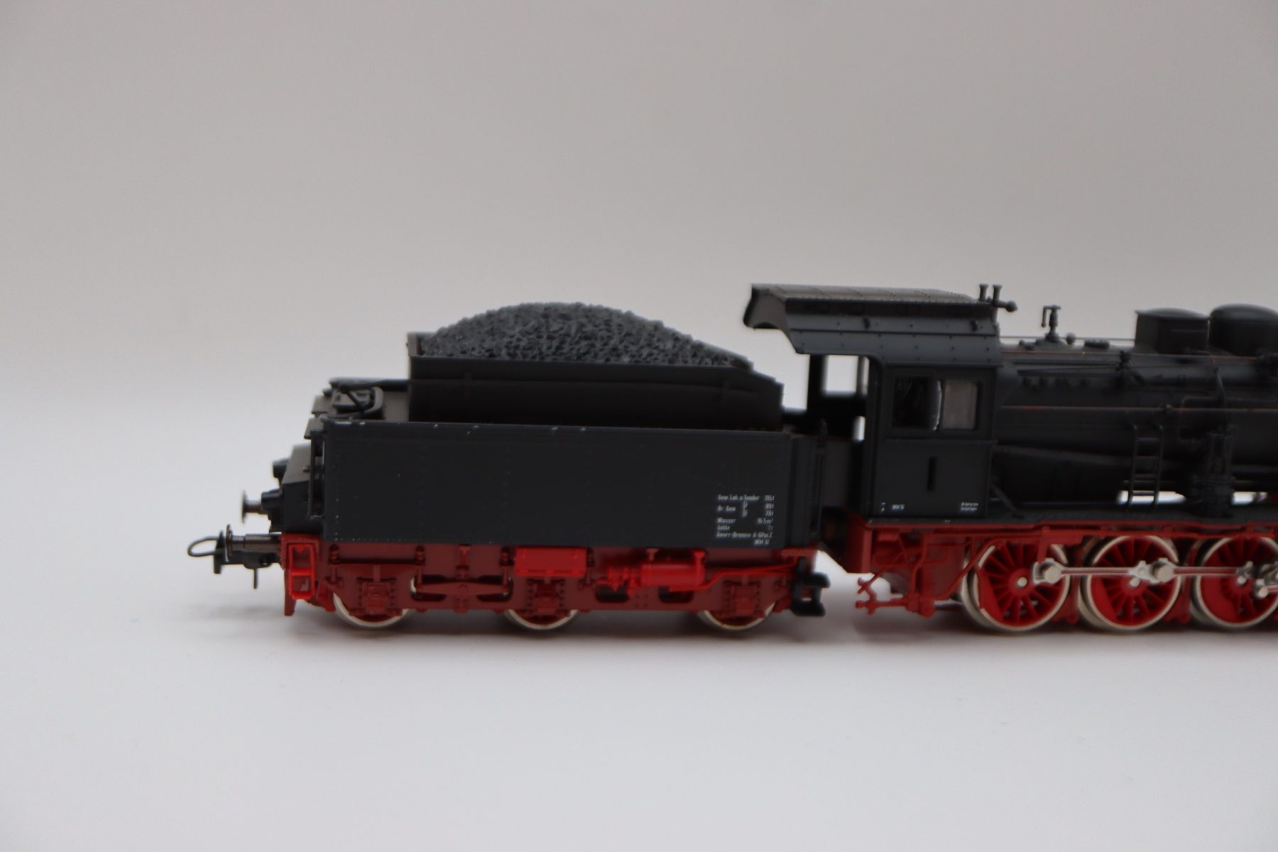 Roco Modellini di ferrovie: Roco H0 Dampflok Tenderlok Schwarz Rot – Usato da Zürich venduto da KE-Sales 6