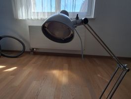 Stehlampe Metall verstellbar graues Gehäuse funktionsfähig