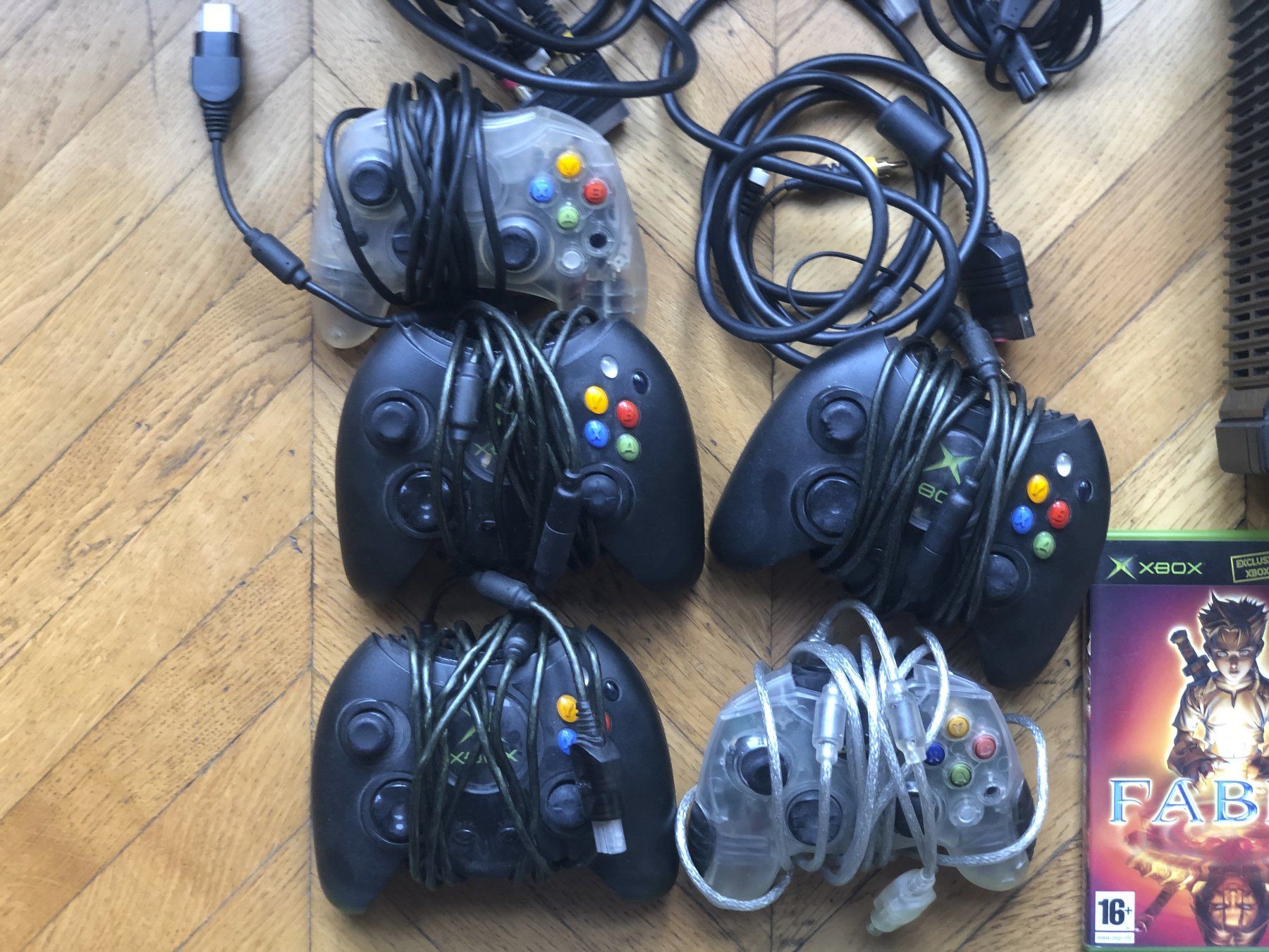 Microsoft Konsolen: XBOX CLASSIC ORIGINAL + GAMES – Gebraucht aus Zürich von  3